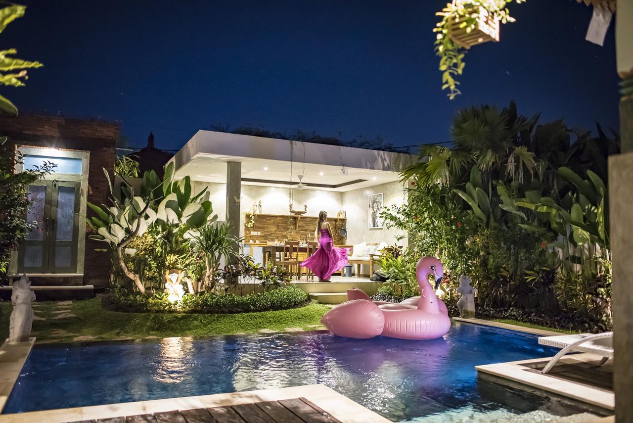 Kubu Kayu Villas Seminyak Buitenkant foto